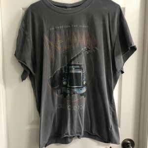 VinylIcons oversized Def Leppard tee